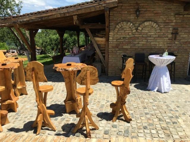 Matanovi Dvori Villa Slavonski Brod Buitenkant foto