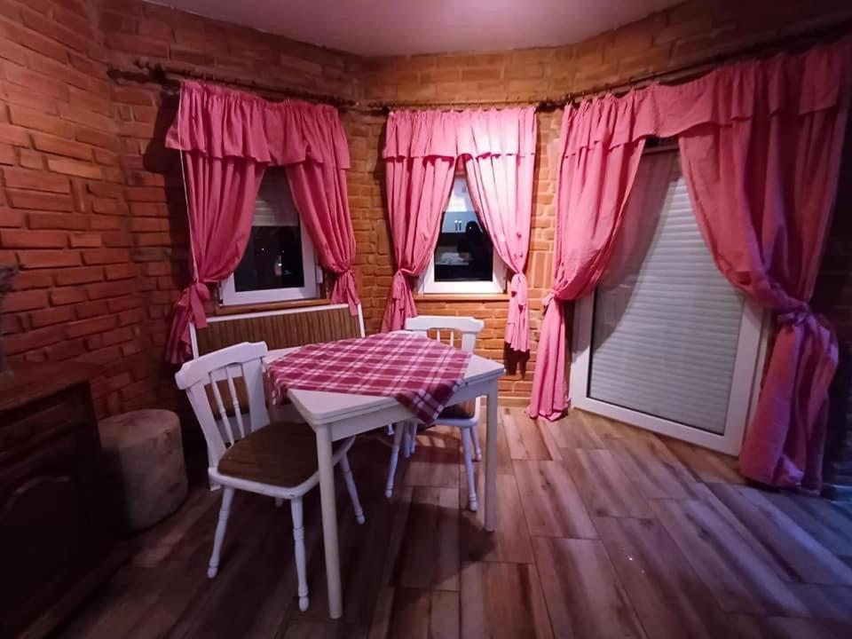 Matanovi Dvori Villa Slavonski Brod Buitenkant foto