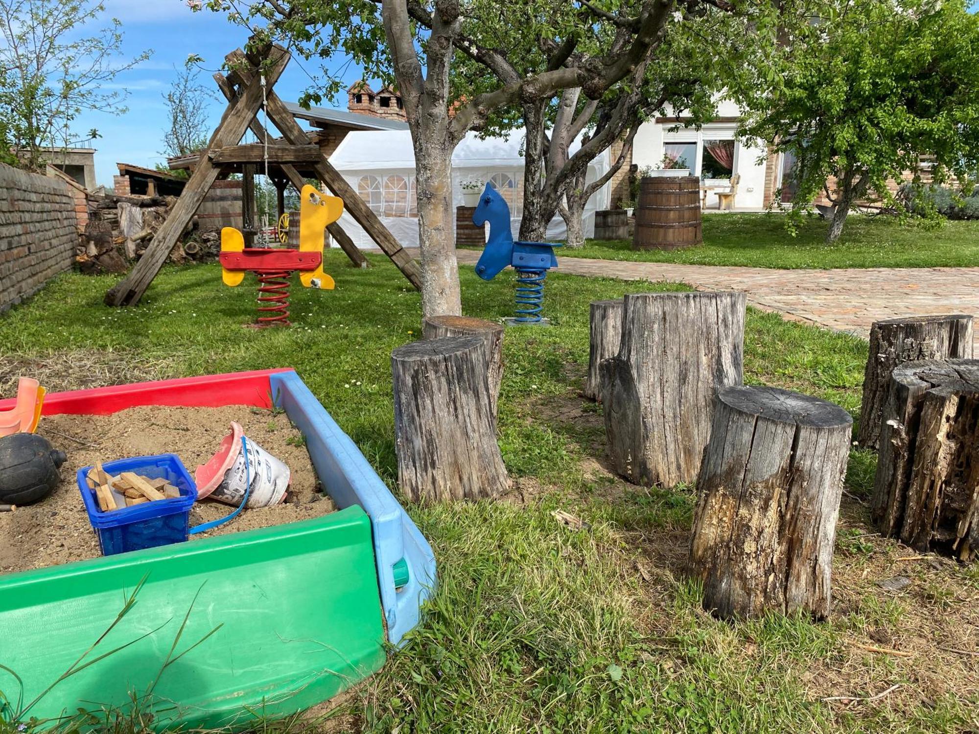 Matanovi Dvori Villa Slavonski Brod Buitenkant foto