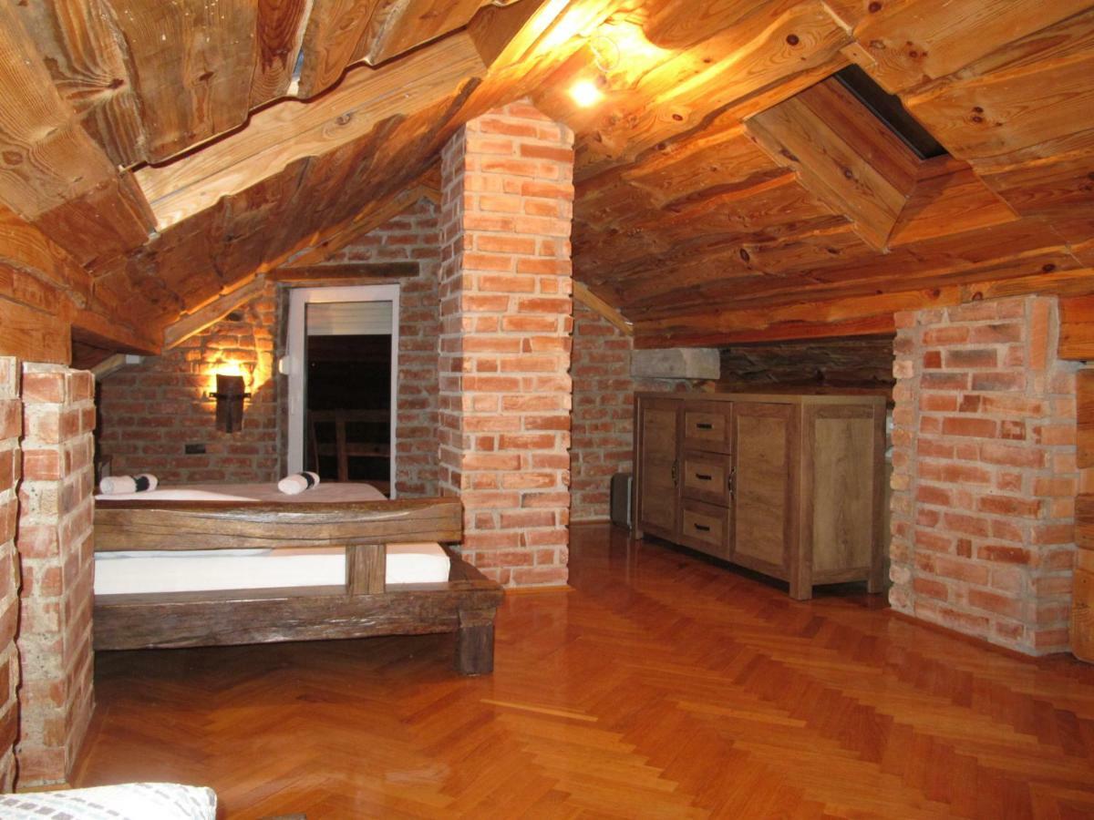 Matanovi Dvori Villa Slavonski Brod Buitenkant foto