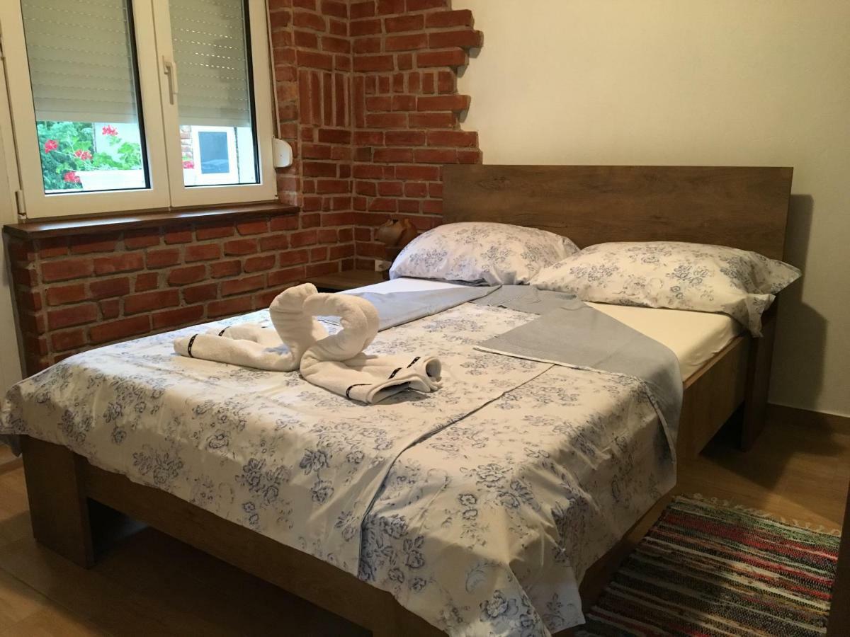 Matanovi Dvori Villa Slavonski Brod Buitenkant foto