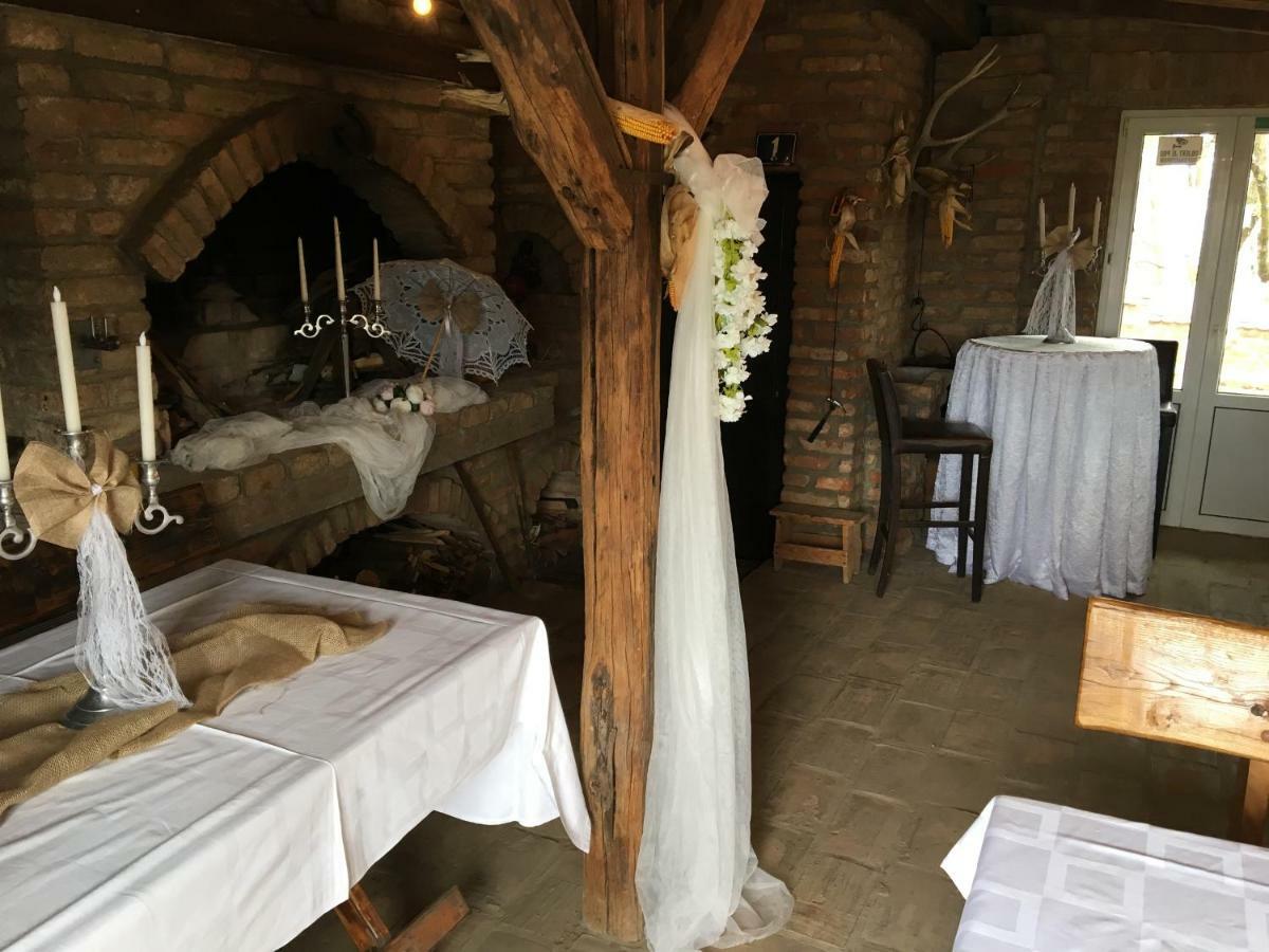 Matanovi Dvori Villa Slavonski Brod Buitenkant foto